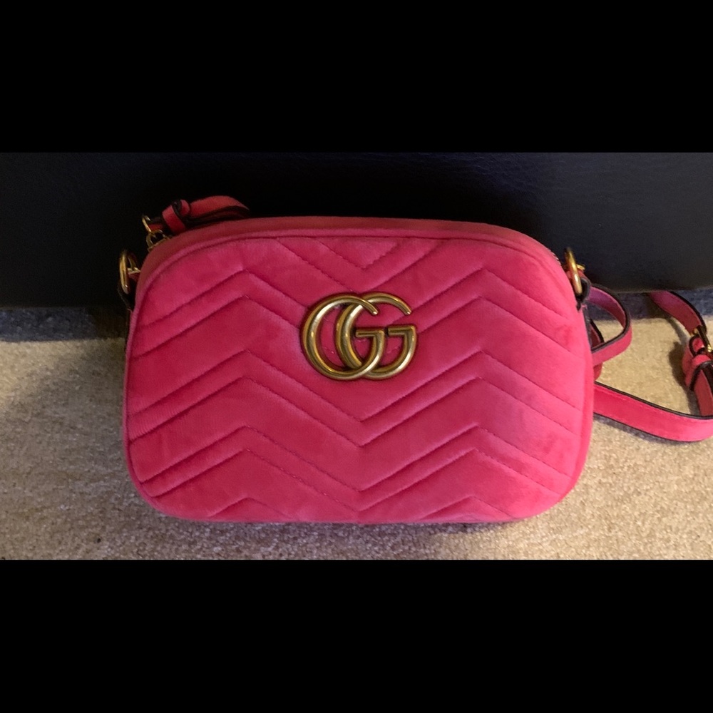 Women’s Designer Inspired Pink Velvet Crossbody Handbag